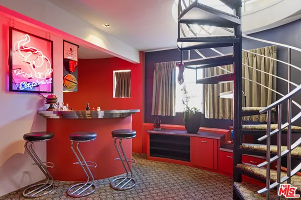 $3,495,000 | 3814 Amesbury Road, Los Angeles, CA 90027