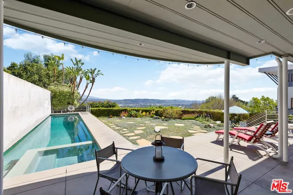 $3,495,000 | 3814 Amesbury Road, Los Angeles, CA 90027