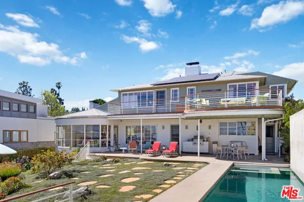 $3,495,000 | 3814 Amesbury Road, Los Angeles, CA 90027