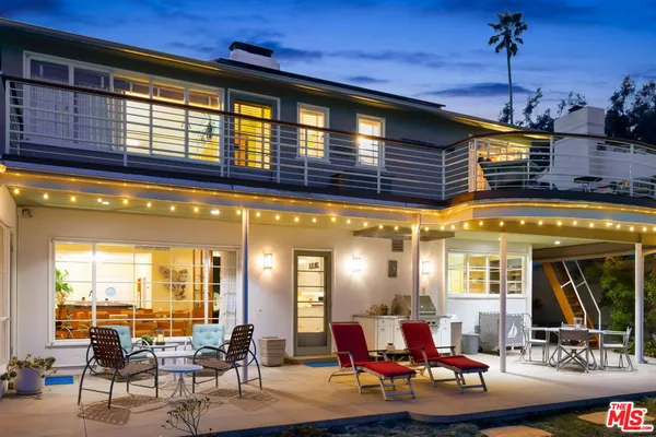 $3,495,000 | 3814 Amesbury Road, Los Angeles, CA 90027