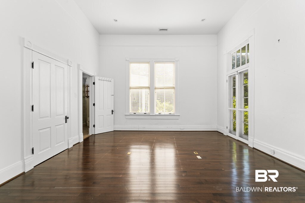 1318 Dauphin Street Mobile, AL 36604 - Photo 8 of 20 Gallery Image 8