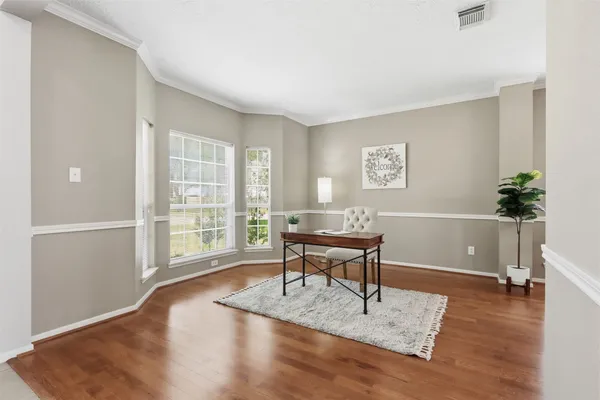 $275,000 | 322 Welford Lane, Highlands, TX 77562