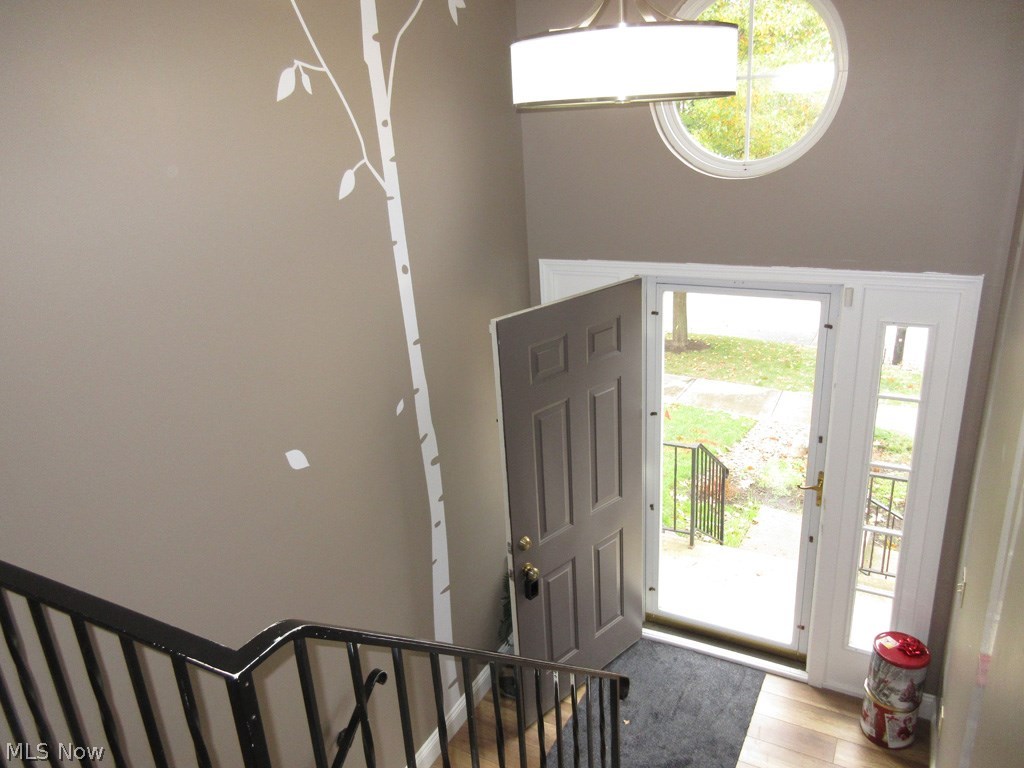 6019 Ravine Boulevard Parma, OH 44134 - Photo 2 of 20 Gallery Image 2