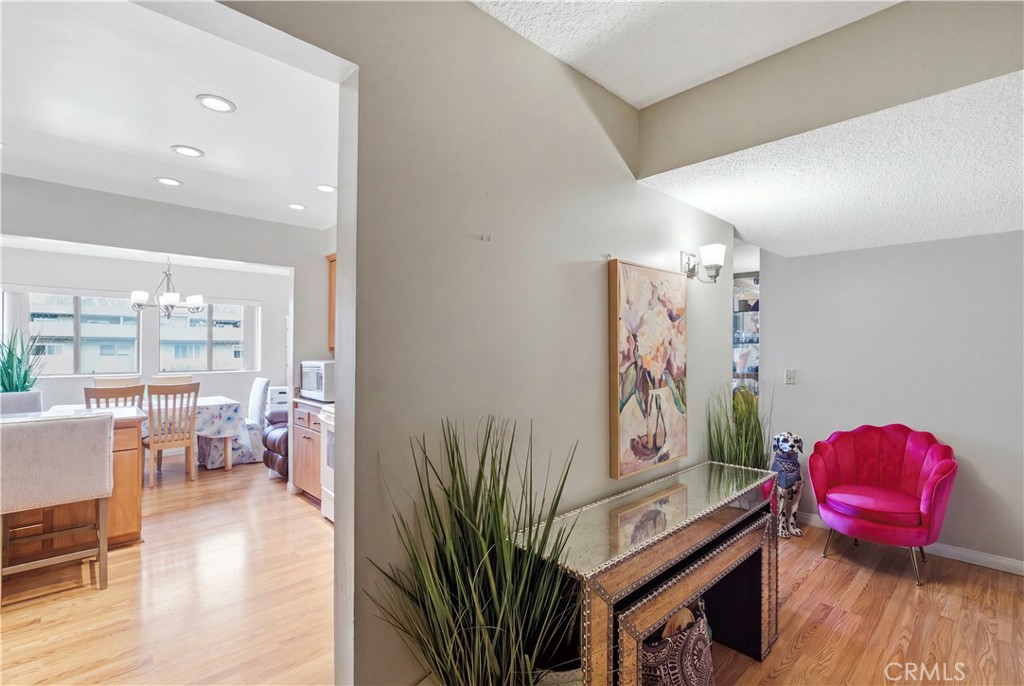 12300 Montecito Road, Unit 24 Seal Beach, CA 90740 - Photo 4 of 36 Gallery Image 4