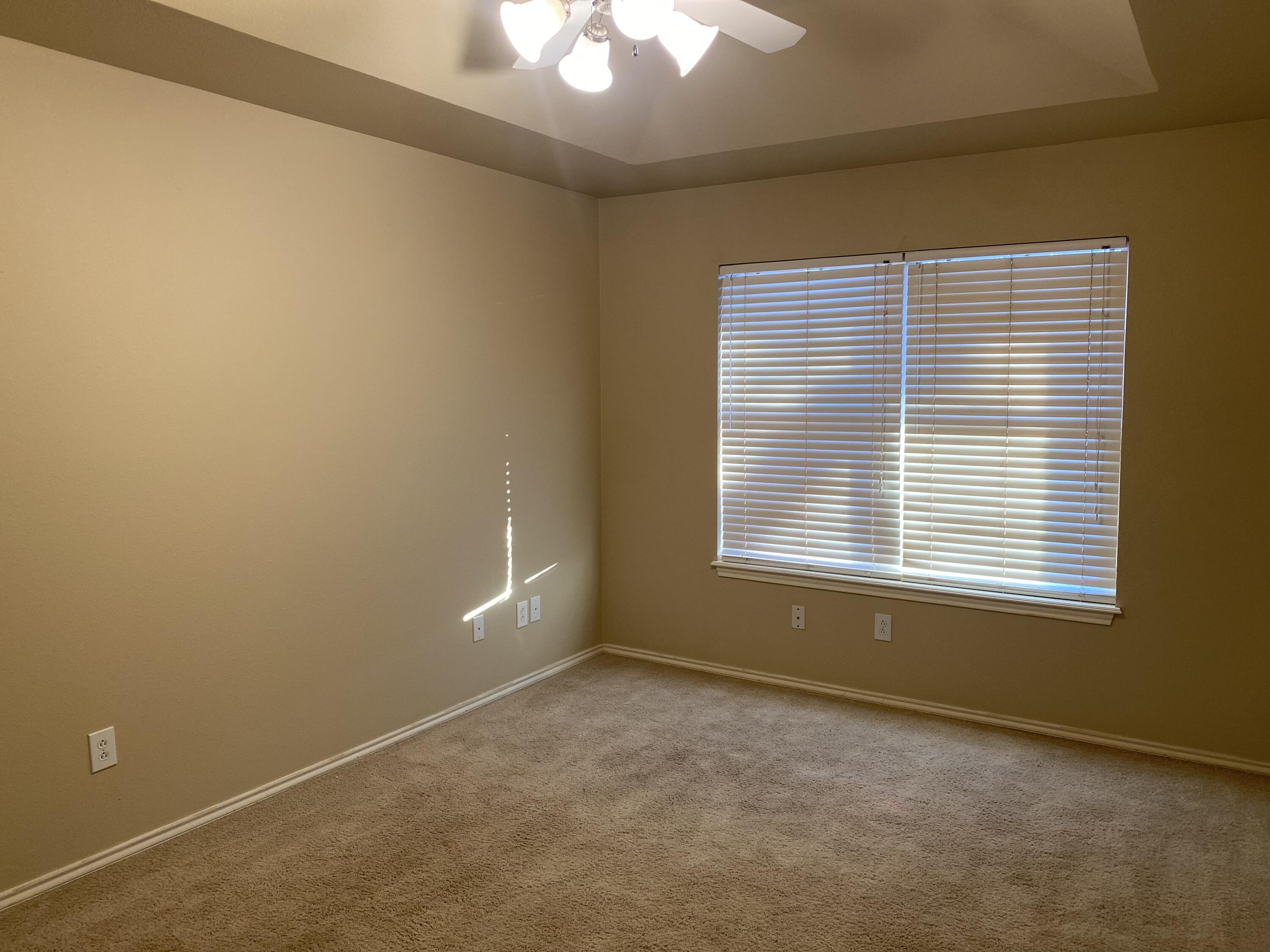3116 111th Street, Unit A Lubbock, TX 79423 - Photo 15 of 19 2025-11-21 17.14.20