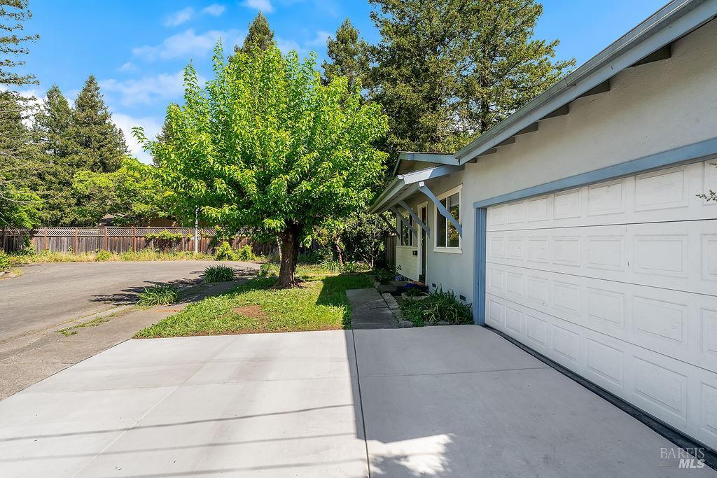 3013 Mono Drive Santa Rosa, CA 95403 - Photo 19 of 42
