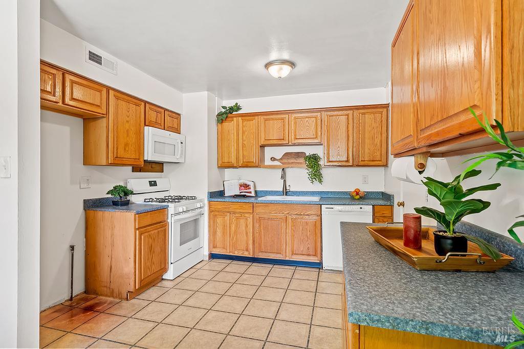 3013 Mono Drive Santa Rosa, CA 95403 - Photo 37 of 42