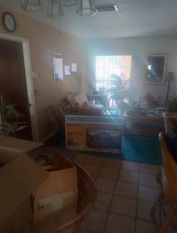 528 Lantern Circle Temple Terrace, FL 33617 - Photo 6 of 27