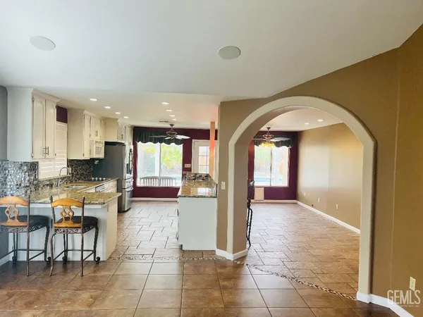 $440,000 | Undisclosed Address, Bakersfield, CA 93312
