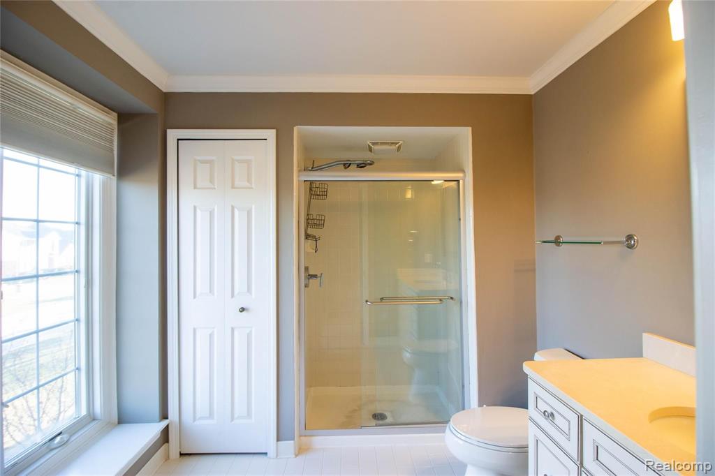1067 Grandview Drive Rochester Hills, MI 48306 - Photo 11 of 26