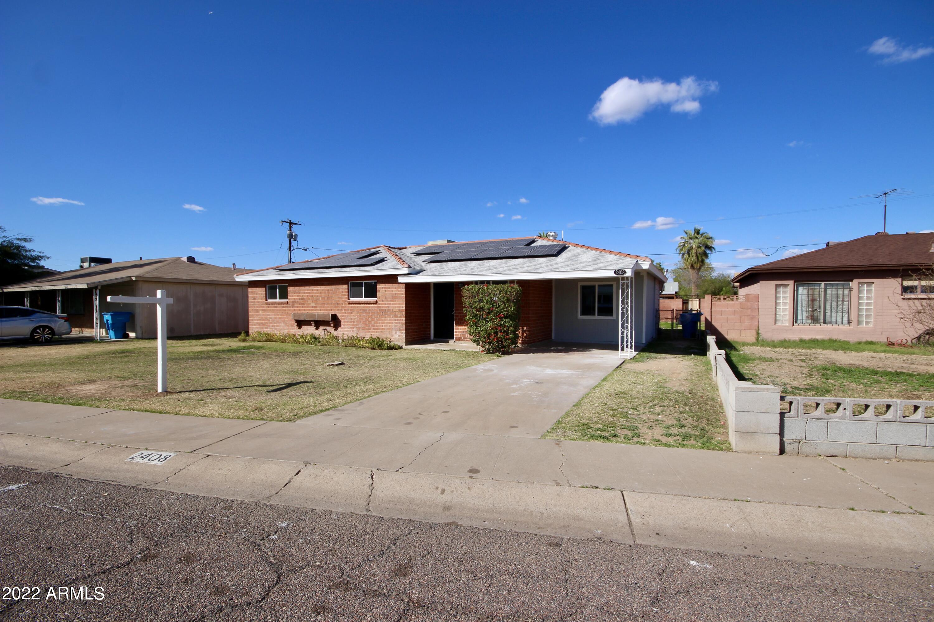 2408 West Cheery Lynn Road Phoenix, AZ 85015 - Photo 3 of 37 Photo Feb 16, 5 11 07 PM