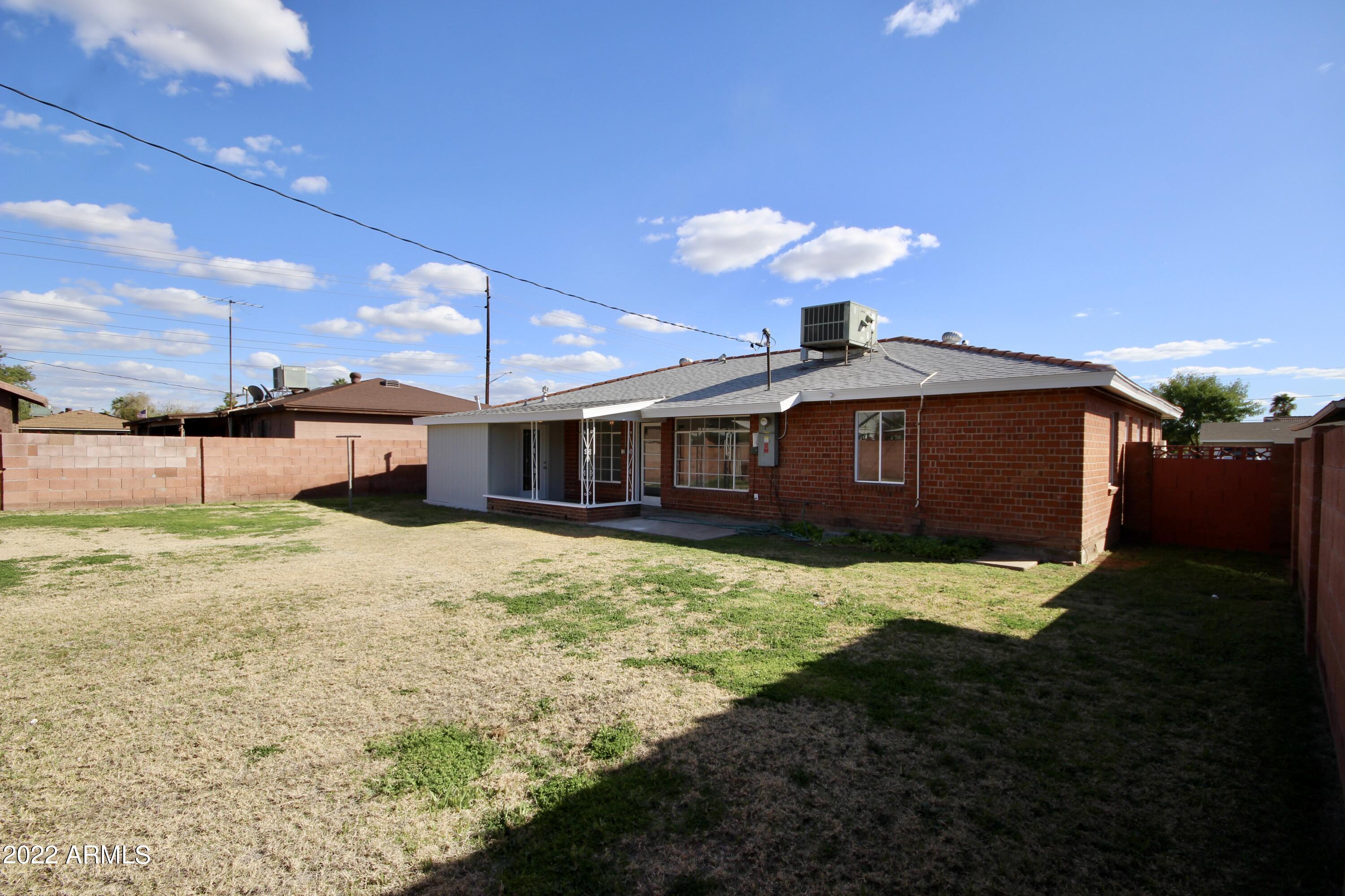 2408 West Cheery Lynn Road Phoenix, AZ 85015 - Photo 34 of 37 Photo Feb 16, 5 25 56 PM