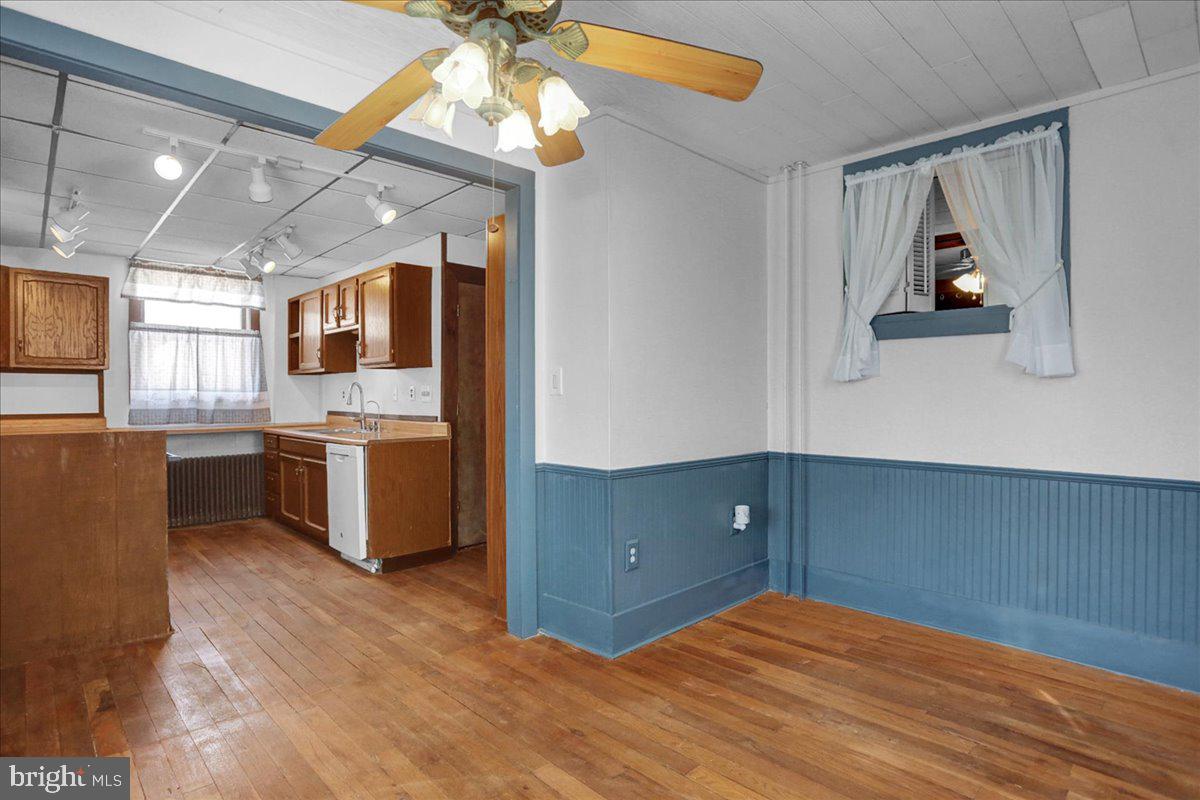 1707 Frush Valley Road Temple, PA 19560 - Photo 6 of 28
