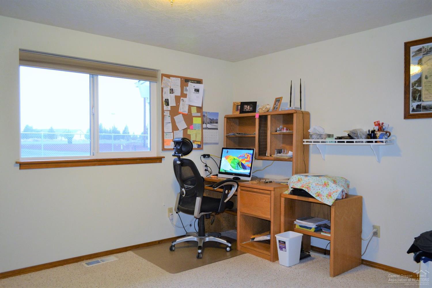 6496 Southwest Shad Road Terrebonne, OR 97760 - Photo 16 of 25 Gallery Image 16