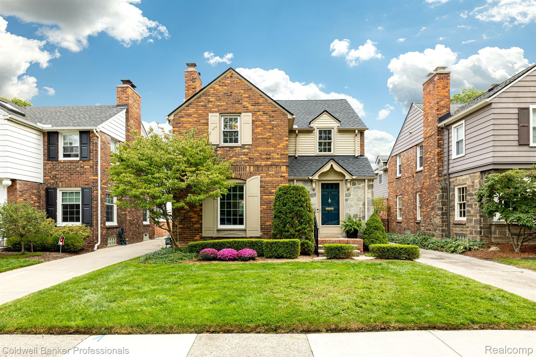 326 McMillan Road Grosse Pointe, MI 48236 - Photo 1 of 34 Gallery Image 1
