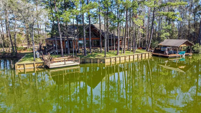 $1,150,000 | 83 Maid Marian, Cleveland, TX 77327