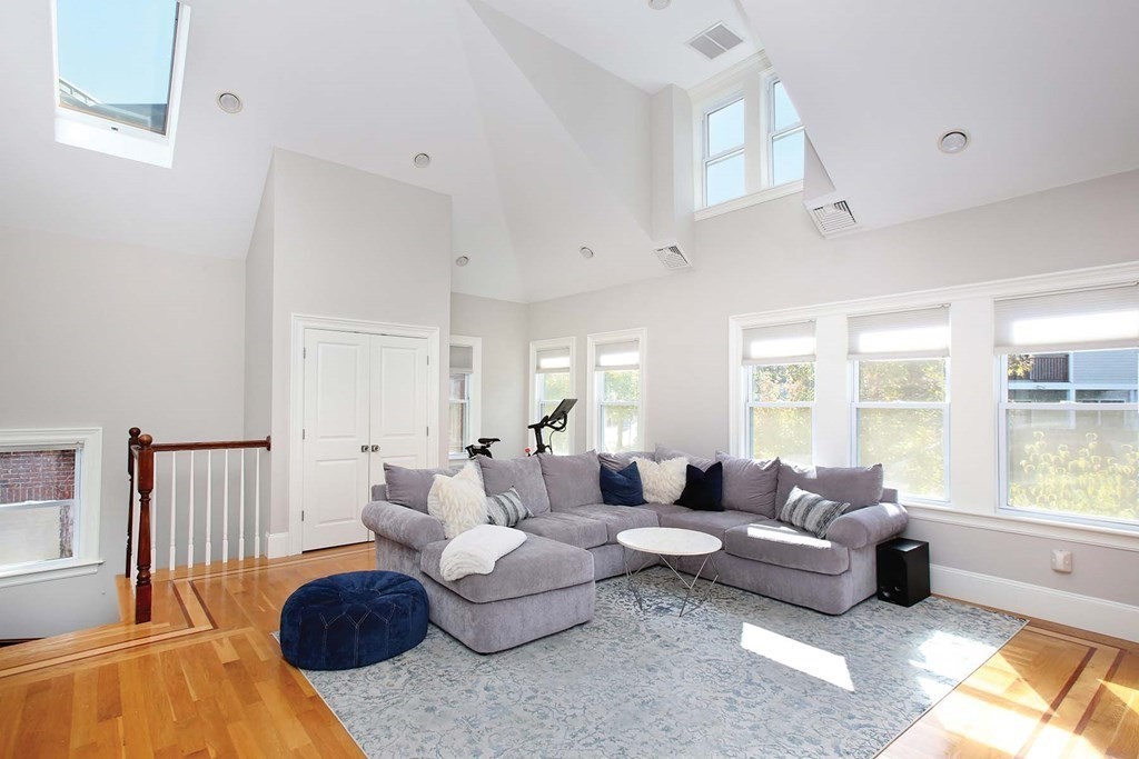 11 Atherton Road, Unit 2 Brookline, MA 02446 - Photo 2 of 13 Gallery Image 2