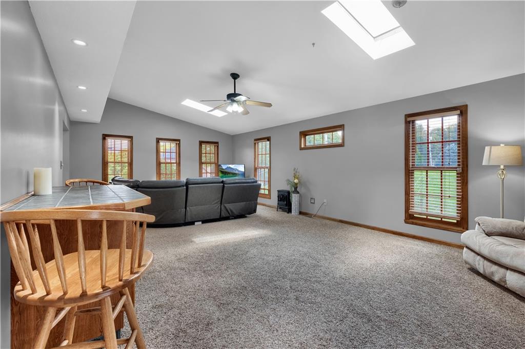 117 Rye Court McKees Rocks, PA 15136 - Photo 8 of 24
