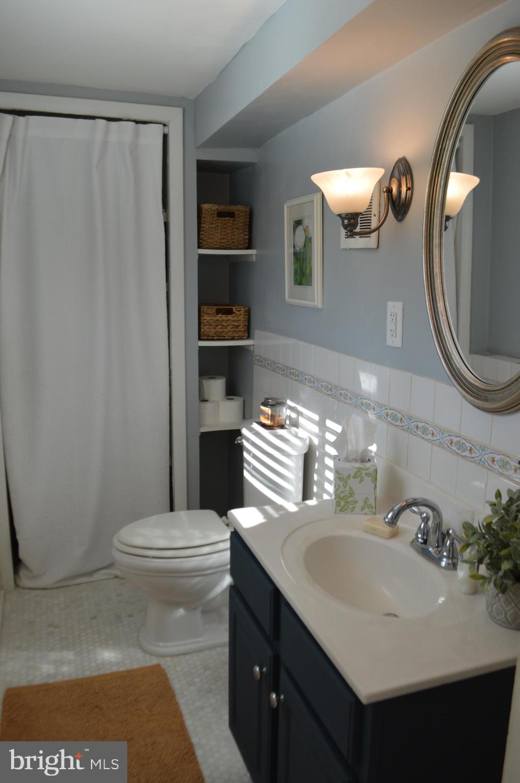 726 Chapel Road Glenside, PA 19038 - Photo 17 of 37 Gallery Image 17