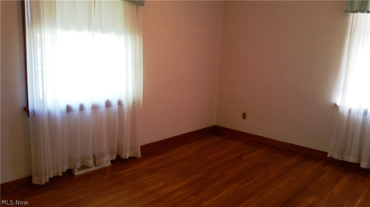 1310 Root Road Lorain, OH 44052 - Photo 15 of 29 Gallery Image 15
