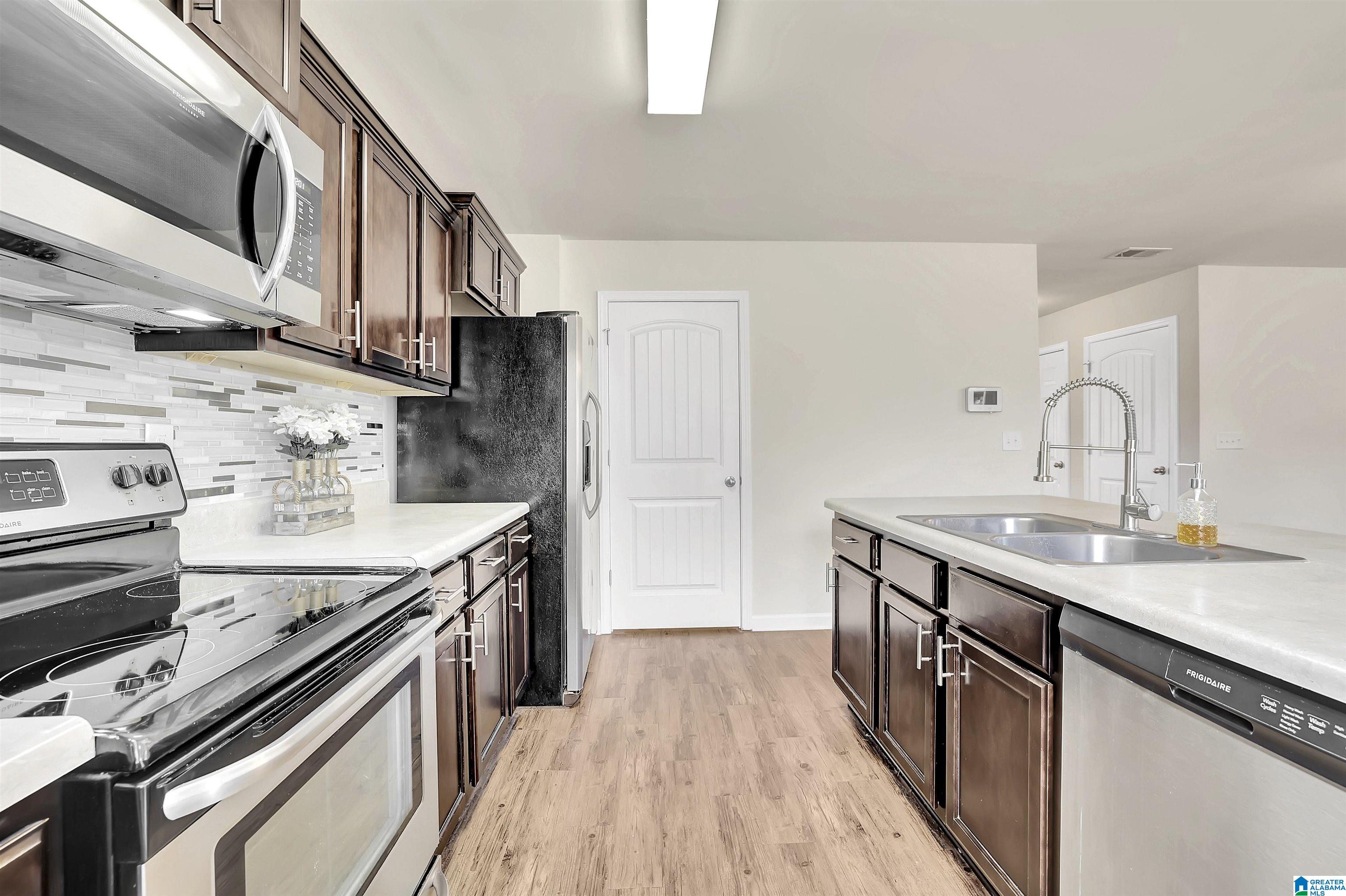 197 Addison Drive Calera, AL 35040 - Photo 6 of 20
