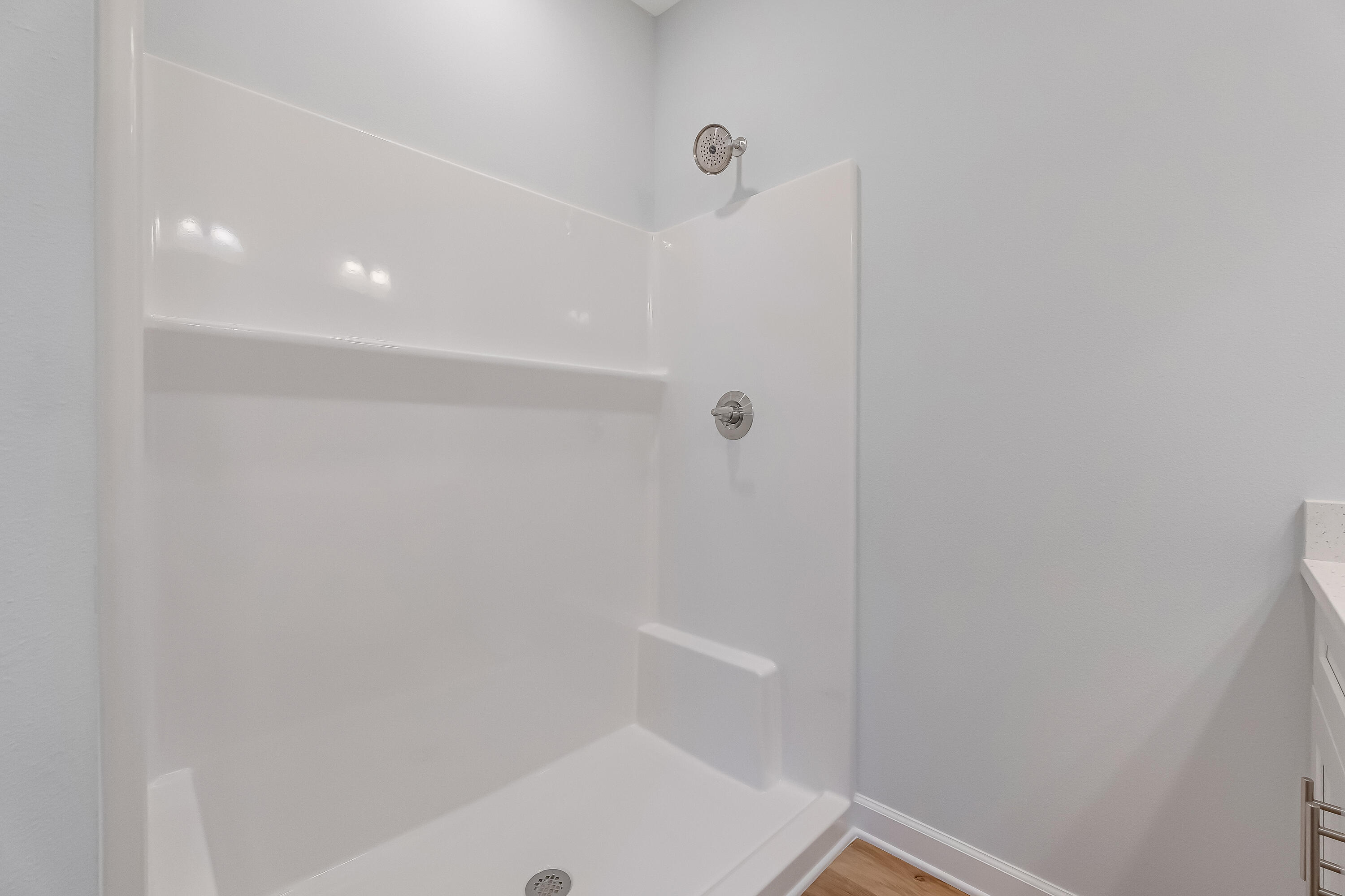 47 Shebbi Lane Freeport, FL 32439 - Photo 12 of 24 a bathroom with a shower
