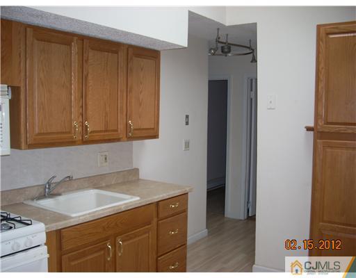 98 Cottrell Road Old Bridge, NJ 07747 - Photo 4 of 9