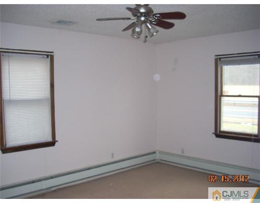 98 Cottrell Road Old Bridge, NJ 07747 - Photo 5 of 9