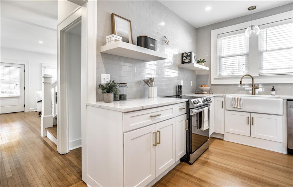 520 Berkley Road Indianapolis, IN 46208 - Photo 12 of 34