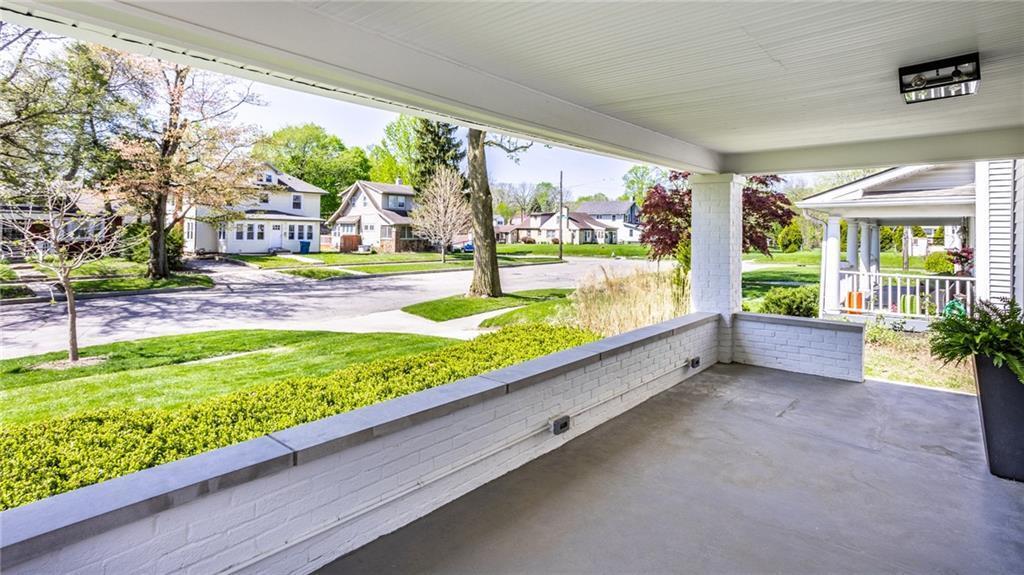 520 Berkley Road Indianapolis, IN 46208 - Photo 5 of 34