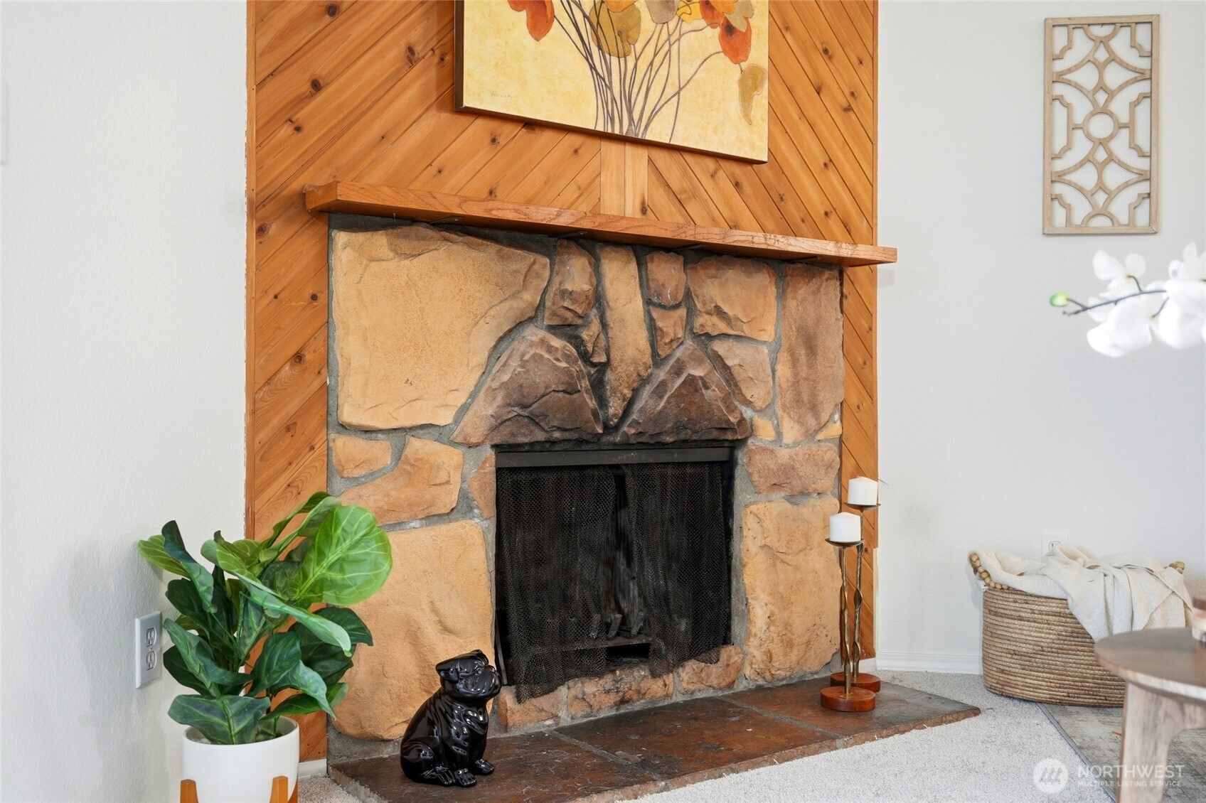 2531 South 248th Street, Unit A18 Kent, WA 98032 - Photo 8 of 28 a view of entryway with a potted plant