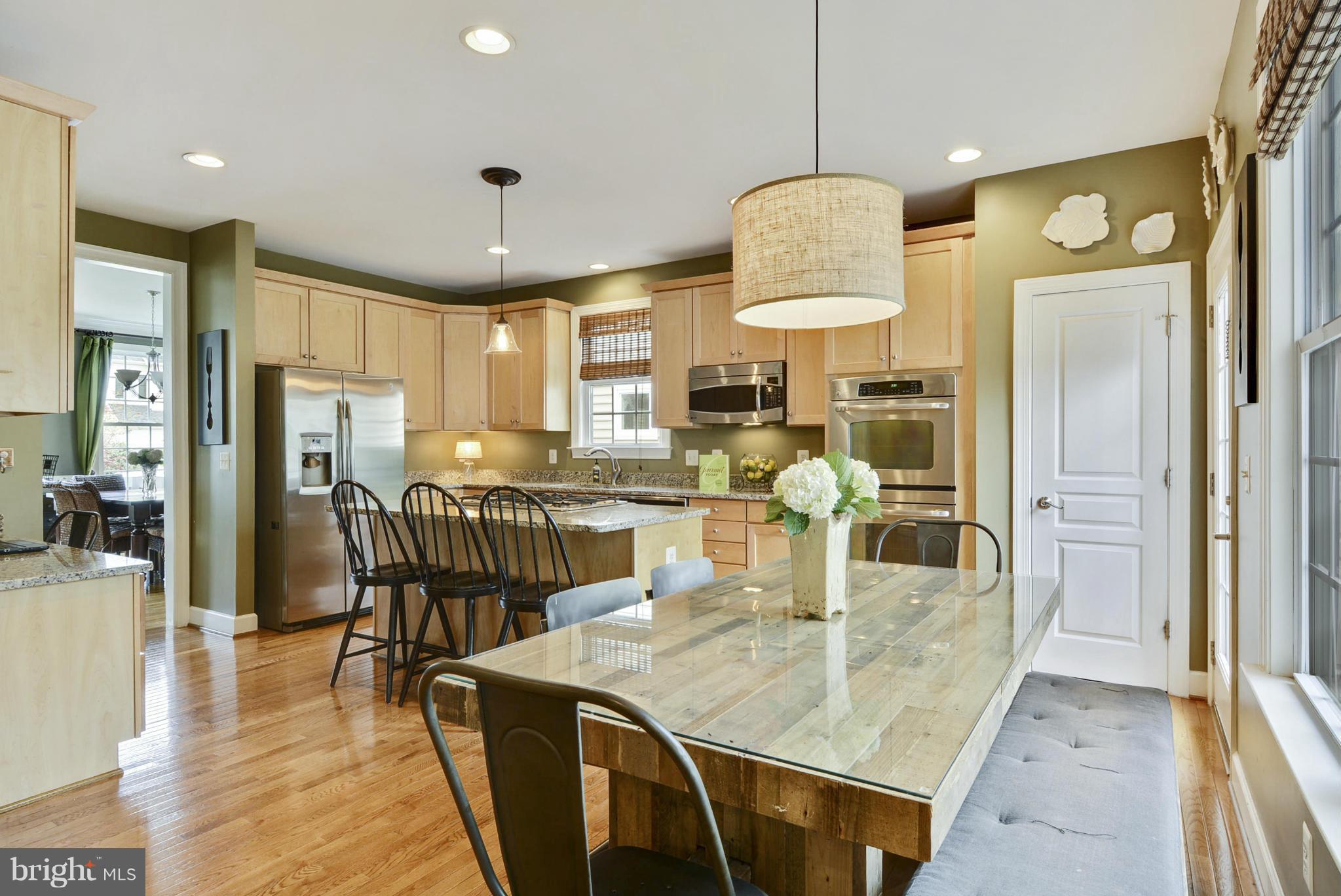 42445 Spring Splendor Drive Ashburn, VA 20148 - Photo 3 of 30 Breakfast Area