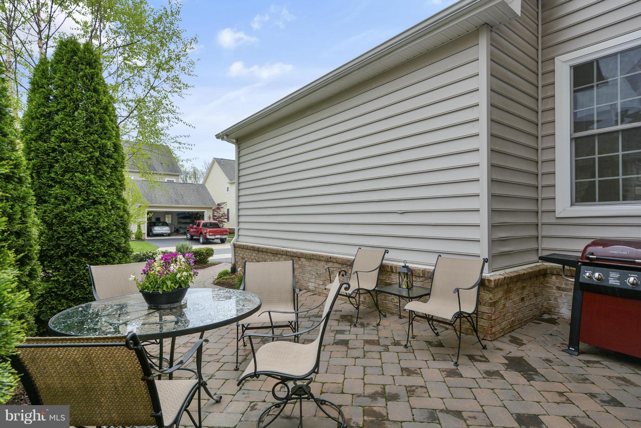 42445 Spring Splendor Drive Ashburn, VA 20148 - Photo 28 of 30 Patio for Entertaining!