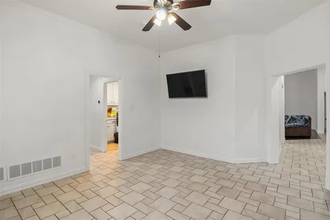 $490,000 | 364 Preakness Place Road, Van Alstyne, TX 75495