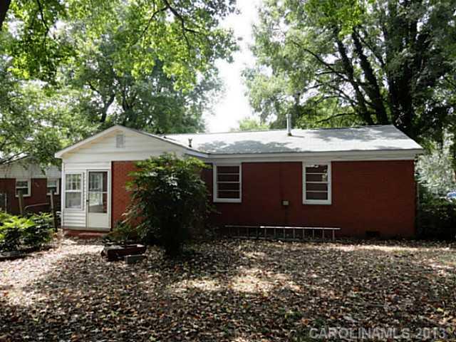 2457 Eaton Road Charlotte, NC 28205 - Photo 11 of 16 Gallery Image 11