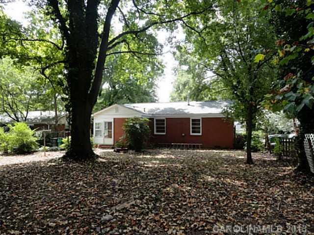 2457 Eaton Road Charlotte, NC 28205 - Photo 12 of 16 Gallery Image 12