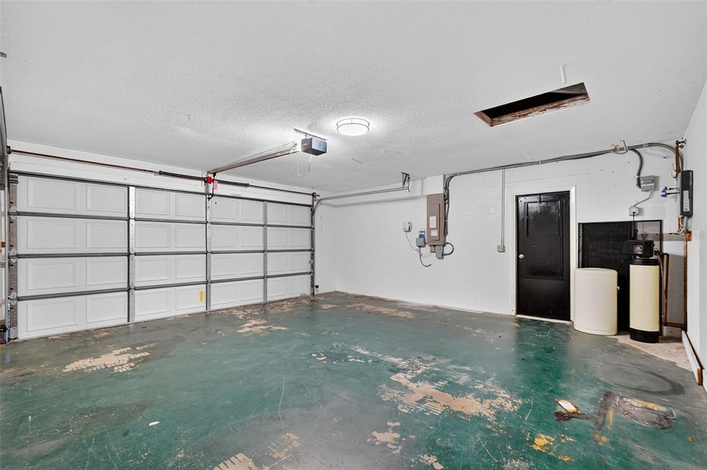 3025 Whitewood Avenue Spring Hill, FL 34609 - Photo 52 of 53 a view of a garage