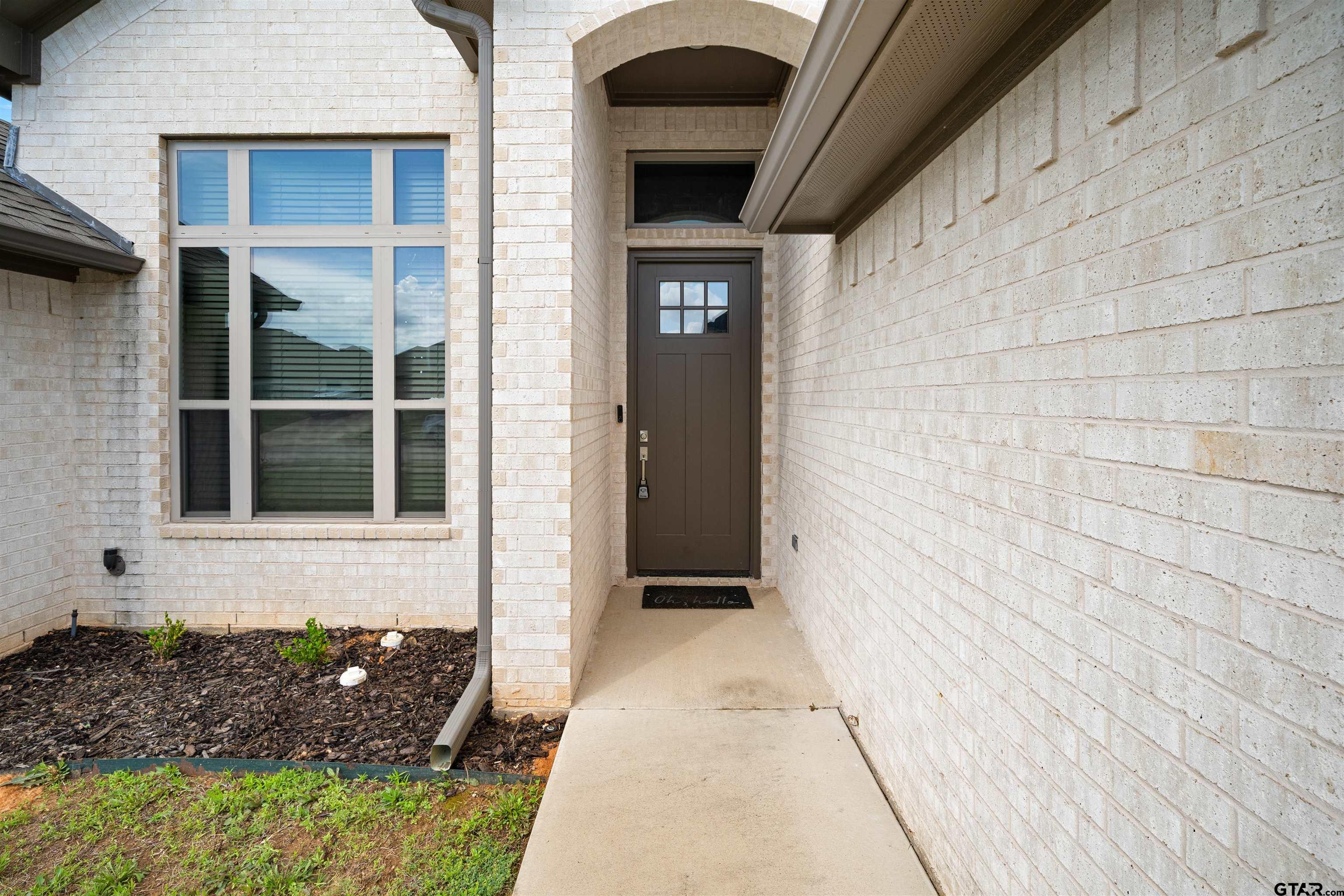 10003 Dayspring Drive Flint, TX 75762 - Photo 2 of 32