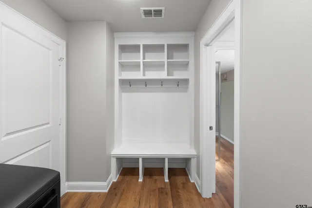 $369,000 | 10003 Dayspring Drive, Flint, TX 75762