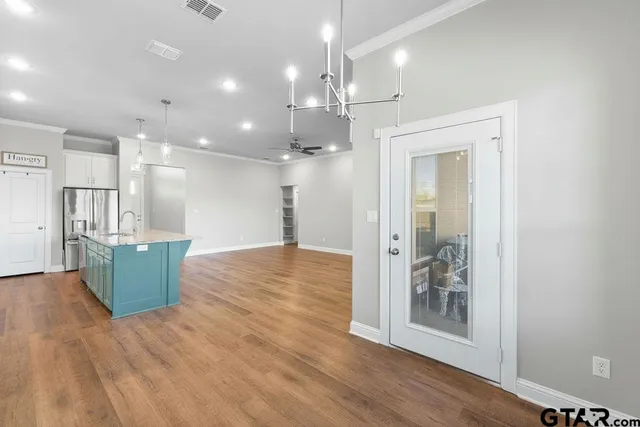 $369,000 | 10003 Dayspring Drive, Flint, TX 75762