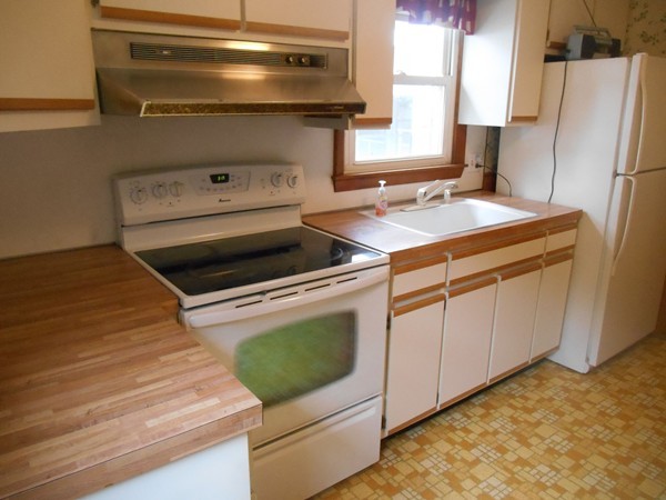 12 Parallel Street Springfield, MA 01104 - Photo 4 of 9