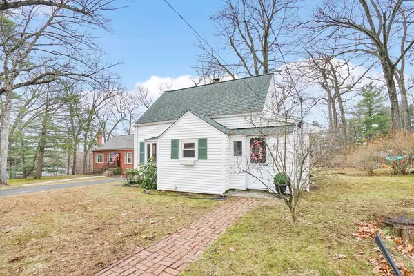 $259,900 | 86 Albert Street, West Springfield, MA 01089