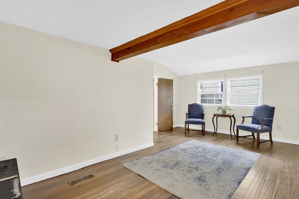 86 Albert Street West Springfield, MA 01089 - Photo 14 of 32