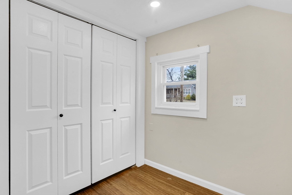 86 Albert Street West Springfield, MA 01089 - Photo 18 of 32