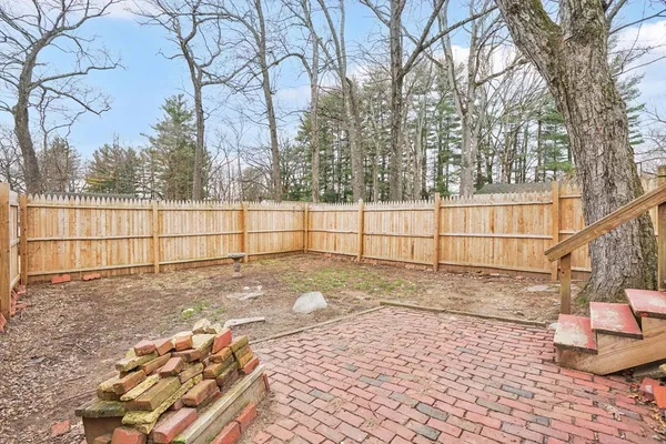$259,900 | 86 Albert Street, West Springfield, MA 01089