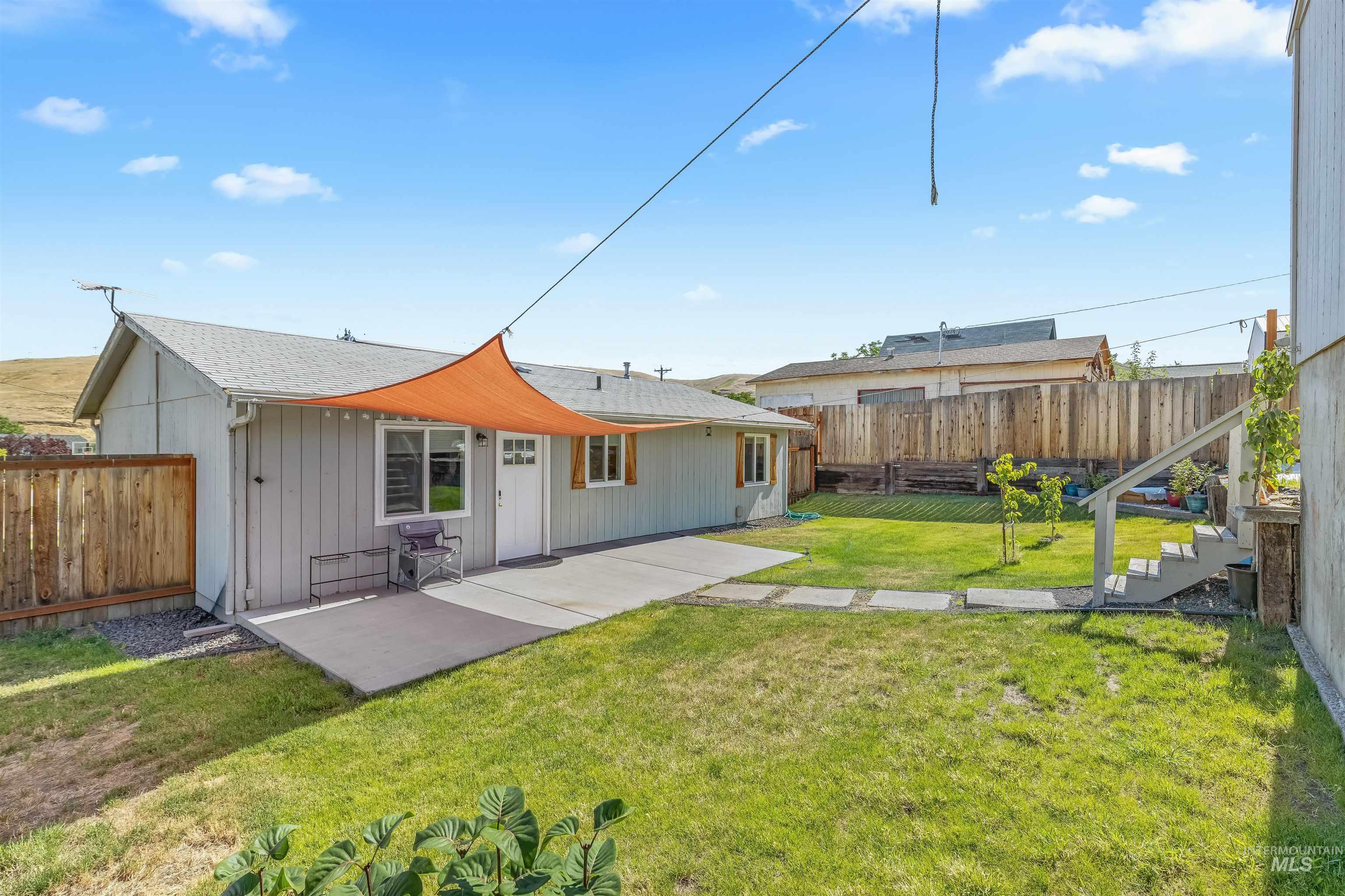 406 2nd Street Asotin, WA 99402 - Photo 13 of 17