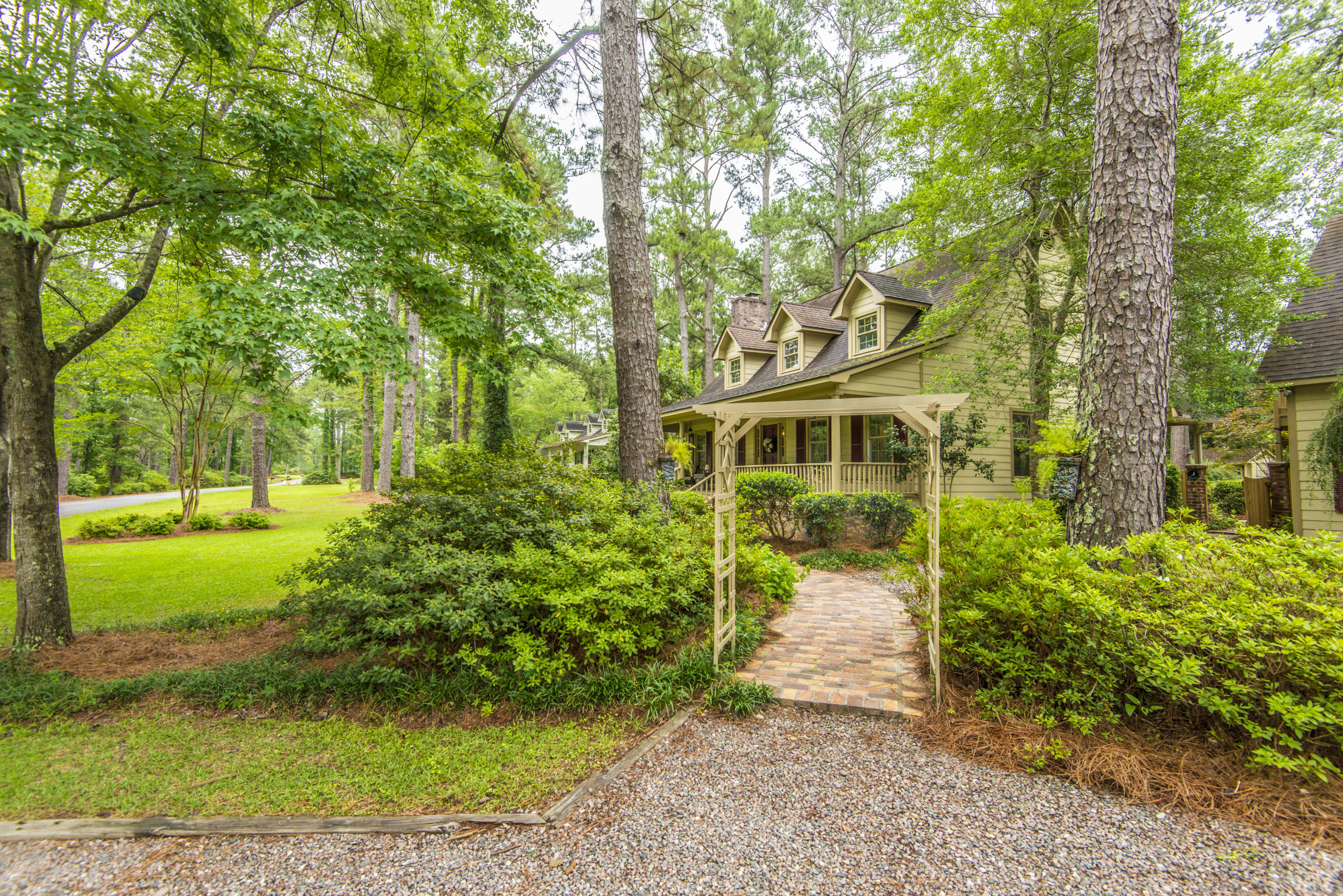 313 Huntington Road Summerville, SC 29483 - Photo 3 of 62 _DSC6740