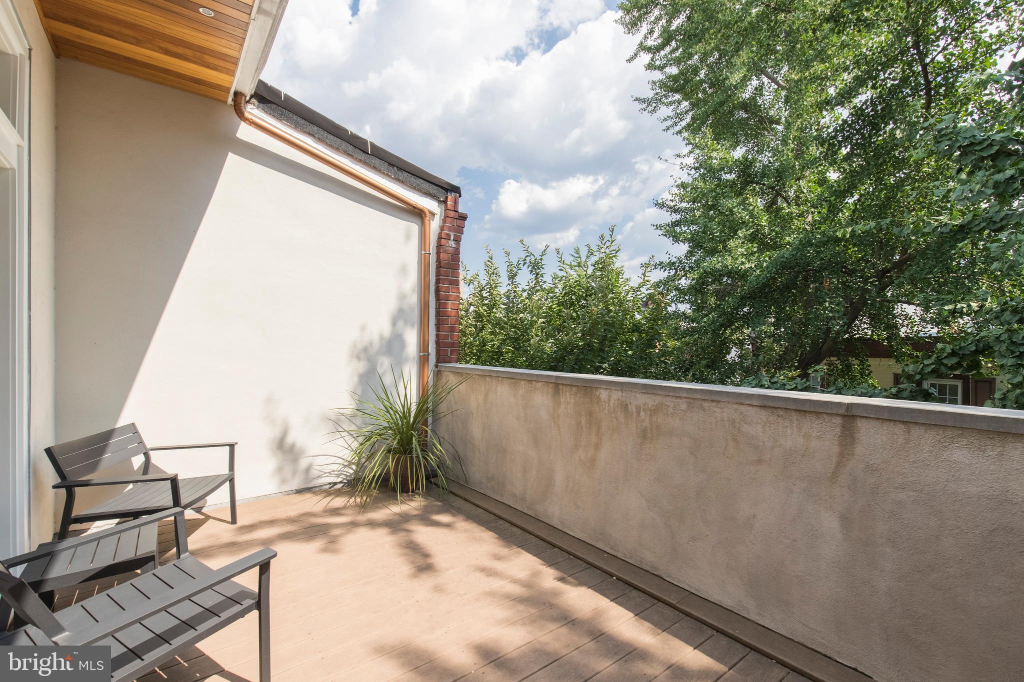 2011 Waverly Street Philadelphia, PA 19146 - Photo 16 of 17