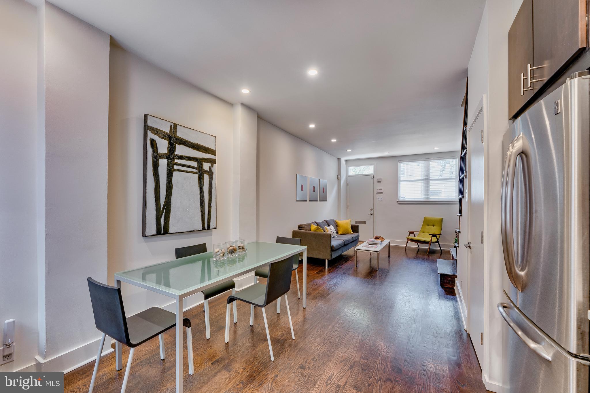 2011 Waverly Street Philadelphia, PA 19146 - Photo 5 of 17