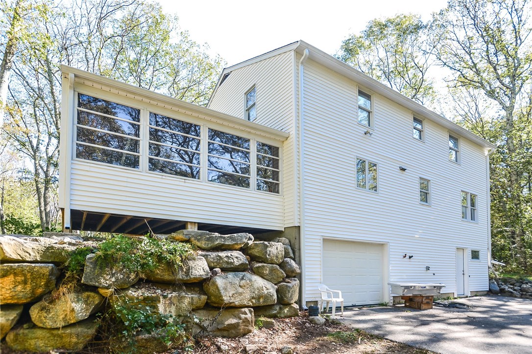 81 Franklin Road Scituate, RI 02825 - Photo 12 of 32